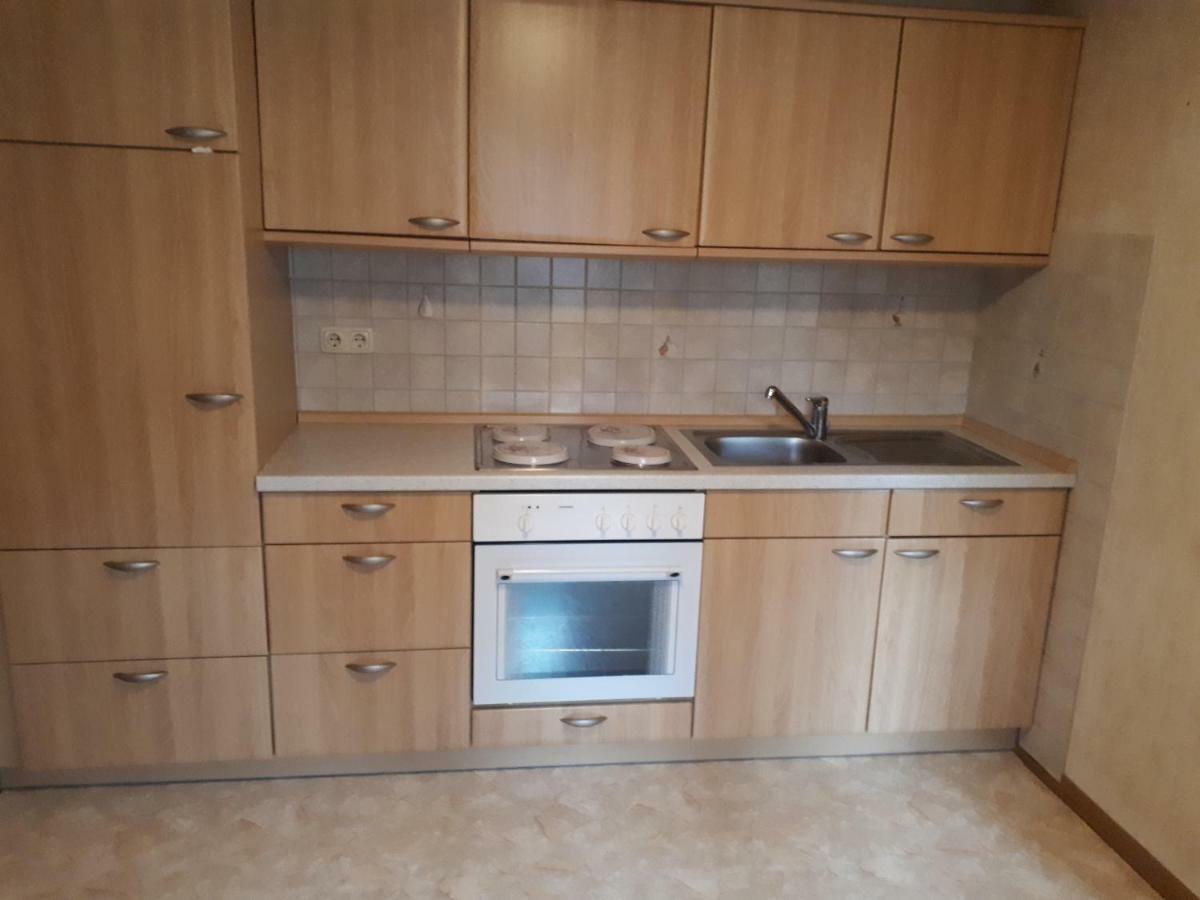 Preisbewusste Fuer 2 Personen U. Kleinkind Apartment